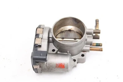 Corpo farfallato Audi A6 Avant C5  142 kW 193 HP gasoline 52139 - Photo 1/4