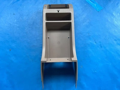 Задняя корзина для хранения MG F & MG TF Walnut Centre Console (FHM100190SAV) 1995 - 2007 - Изображение 1 из 4