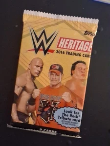 HERITAGE 2016 TRADING CARDS TOPPS WWE 9 CARDS NUOVE IN CONFEZIONE - Foto 1 di 3