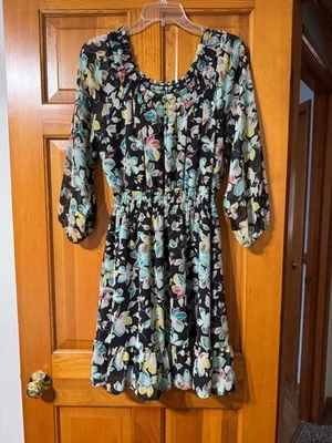 Платье American Rag черное с цветочным рисунком размер средний - Изображение 1 из 4