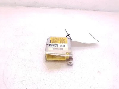 Toyota Prius V 2012 1,8 L tracción delantera con airbag módulo de control electrónico ECM  Foto 1 de 4