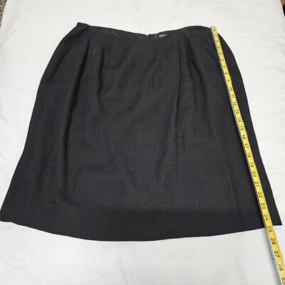 Emanuel Ungaro Lined Skirt Size 22/56 Black Zip Back Front Pleated Acetate - Image 1 of 4