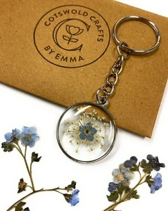 Handmade Silver Forget Me Not Flower Keyring. Funeral Favour or Bon Voyage gift - Picture 1 of 8