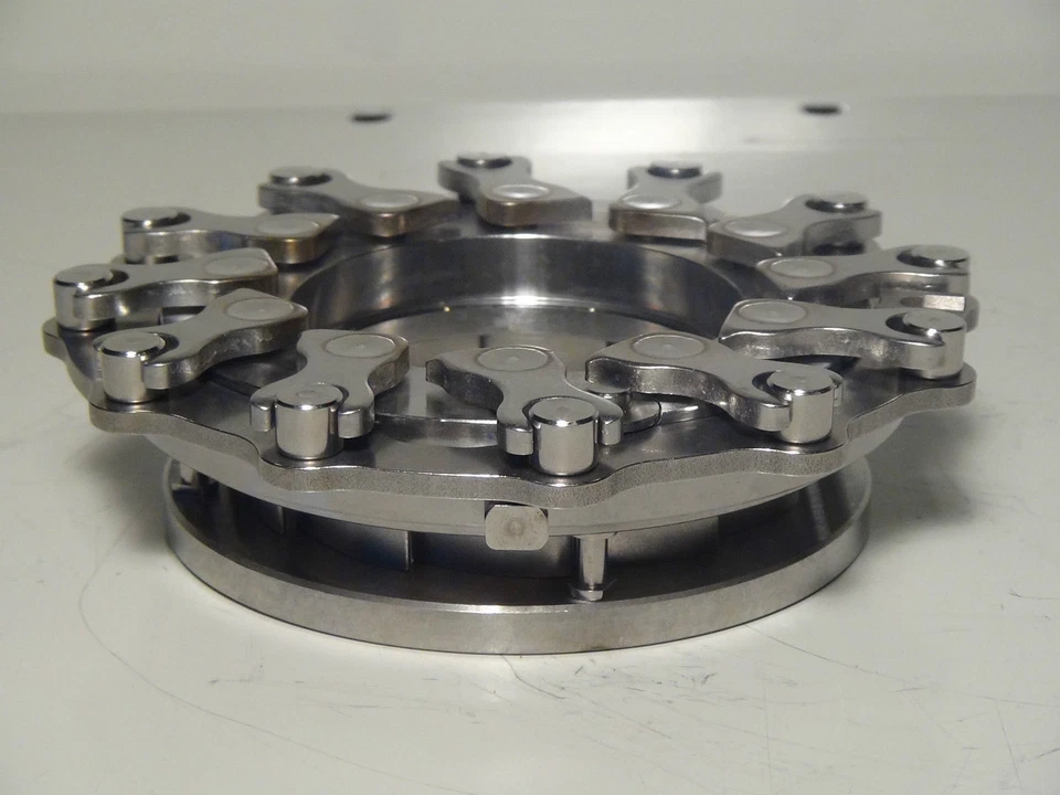 Anillo de boquilla turbocompresor BMW 320 d / 120 d / 520 d / X3 2,0 d (2007- ) 130kw Foto 1 de 1