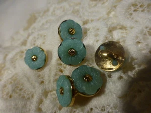 6 petits boutons pour vétements poupées ou layettebleu émeraude corsages etc - Imagen 1 de 2