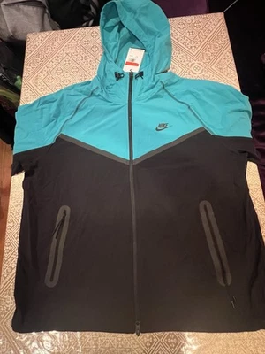Nueva Chaqueta Oficial Nike Tech Woven Windrunner (HM7151-345) Para Hombre Talla (L) $130 Foto 1 de 4