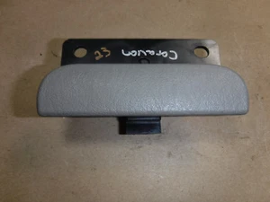 1996-2000 CARAVAN VOYAGER T&C GLOVE BOX LATCH (D16) NUETRAL - Picture 1 of 1