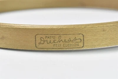 Vintage 5" DUCHESS WOODEN ROUND EMBROIDERY HOOP FELT CUSHION #06972 - Image 1 of 4