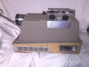REVERE Automatic Slide Projector 2x2 and Bantam - Model P888 - Picture 1 of 12