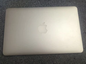 Macbook Air A1465 EMC 2631 Screen & Assembly Screen Broken - Afbeelding 1 van 9