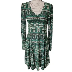 Emma Rose Emerald Long Sleeve Fit & Flare Midi Dress - Bild 1 von 6
