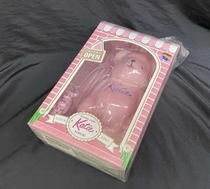 MEDICOM TOY BE@RBRICK Katie 100% & 400% Set Designer Collectible Figure Japan - Picture 1 of 2