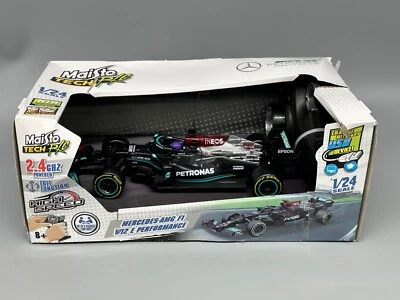 New Maisto Tech 1:24 RC Scale Mercedes AMG F1 W12 E Performance 2.4Ghz & USB - Image 1 of 3