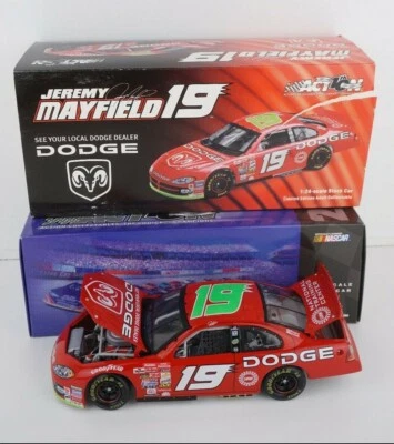 2002 Action Jeremy Mayfield Dodge #19 Diecast Model Nascar  Dodge 1/24 - Image 1 of 4
