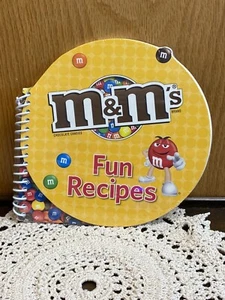M&M's Fun Recipes Book ~ Brand New ~ Spiral Recipe Book - Picture 1 of 4