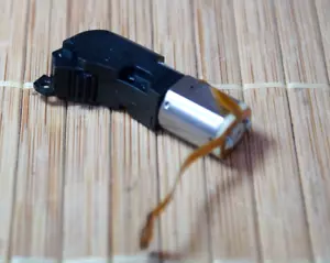 LUMIX DMC-TZ20 TOP COMPACT CAMERA PARTS: ZOOM MOTOR. - Bild 1 von 2
