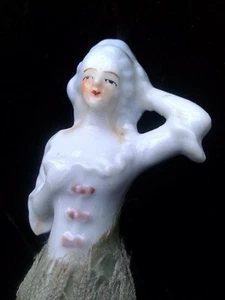 Vintage Porcelain Lady Wisk Clothing Brush - Picture 1 of 9