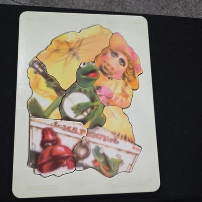 RARO 1981 MISS M.S. Puzzle de plástico PIGGY & KERMIT Fisher-Price Muppets Henson Foto 1 de 4