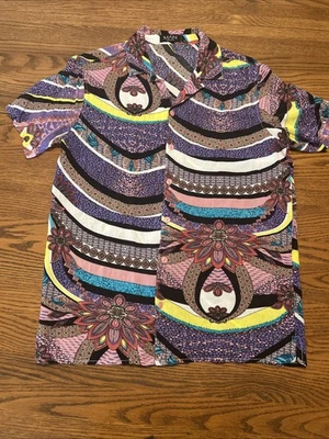 Мужская рубашка MAN Boohoo MAN с узором пейсли на пуговицах средний короткий рукав - Изображение 1 из 4