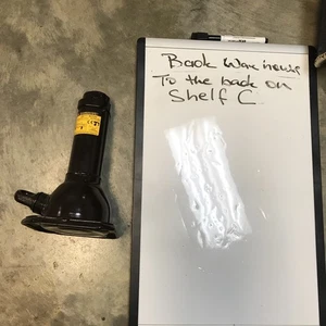 08-21 Toyota Land Cruiser Lexus LX570 Tire Bottle Jack OEM 9111-60120 NWOB - Picture 1 of 9