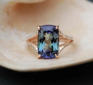 2.50 Ct Cushion Cut Alexandrite Women's Halo Engagement Ring 925 Sterling Silver - Picture 1 of 4