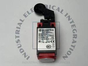 1PZ Nuovo per Sensore BERNSTEIN I88-A2Z 608.6821.120 AC15 UE 240V/LE 1.5A UI 250V - Foto 1 di 5