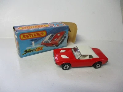 Matchbox Lesney Superfast SF1 Dodge Challenger- white seats, SMOKE windows, box - Image 1 of 2