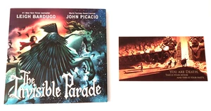 RARE SIGNED W/ LTD ART PRINT The Invisible Parade Leigh Bardugo & John Picacio - Picture 1 of 4
