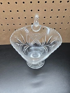 Vintage Glaskrug mit Fuß Kristallschliff X-Muster & Blumen Sauciere oder Sauciere - Bild 1 von 5