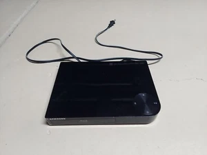SAMSUNG BLU-RAY DISC PLAYER BLACK MODEL BD-E5400 NO REMOTE - Picture 1 of 5