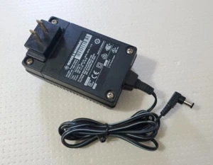 Rohde & Schwarz HA-Z201 Alimentatore AC 15 V 2 A FW7362/15 per PR100, FSH4/8, ETH - Foto 1 di 8