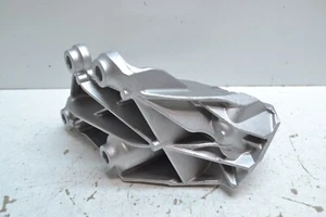 2016-2023 BMW 750 M550 M850 X5 X6 X7 4.4L AWD RIGHT ENGINE SUPPORT MOUNT BRACKET - Picture 1 of 5