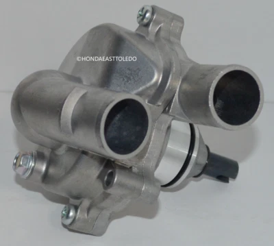 Suzuki OEM Water Pump 06-07 GSX-R600 GSX-R750 17400-01H01 - Image 1 of 2
