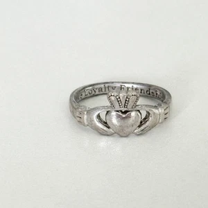 Vintage 925 Sterling Silver Claddagh Lucky Heart Band Ring - Picture 1 of 6