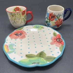 pioneer woman Lot Of 3 Bloom Dinner Plate, Holiday Cheer & Spring Bouquet Mugs - Picture 1 of 22