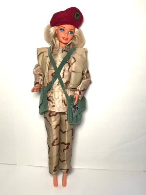 Muñeca Barbie Estrellas y Rayas Ejército Edición Especial 1992 Vintage Medic #1234 Mattel Foto 1 de 4
