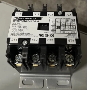 Square D 8910DPA34V02Y122Y236 4-Pole 30Amp Contactor 120V Coil - Picture 1 of 1