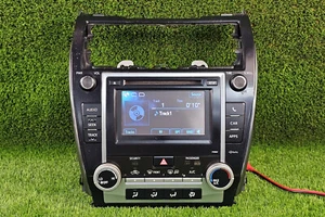 Toyota Camry 12-14 Radio Touch Screen Display Receiver P10067 pn 86140-06020 oem - Picture 1 of 20