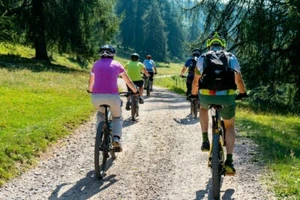 E-Bike-Tour für 2 Personen: 10€ geschenkt! - Bild 1 von 1
