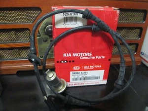 OEM  Front Right ABS Speed Sensor for 1998-2002 Kia Sportage  0K08A-43701 - Bild 1 von 1