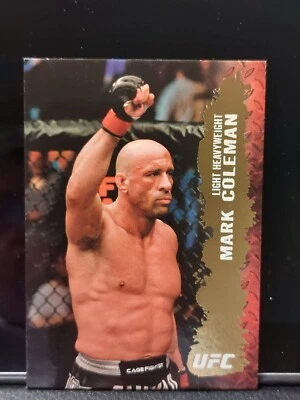 Mark Coleman #40 2009 Topps UFC Round 2 Thick Gold Parallel - Image 1 of 2