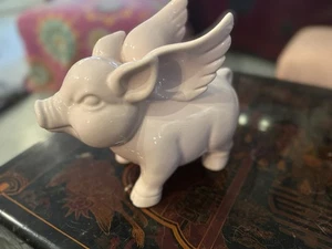 Vintage Flying Pink Pig - Picture 1 of 8