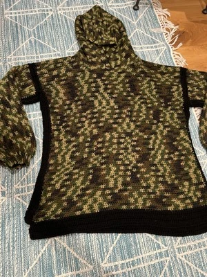 Sudadera con Capucha Hecha a Mano Crochet Camuflaje Gran Tamaño Hombres XXL Pesada Cálida Única Foto 1 de 4