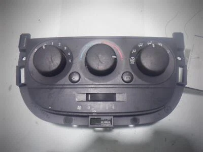 Controlador de clima Chevrolet Uplander 07  Foto 1 de 4