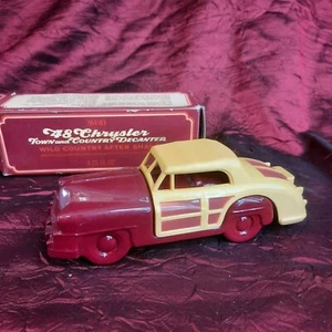 Decantador coleccionable vintage para después del afeitado Avon para hombre - '48 Chrysler Town & Country - Imagen 1 de 4