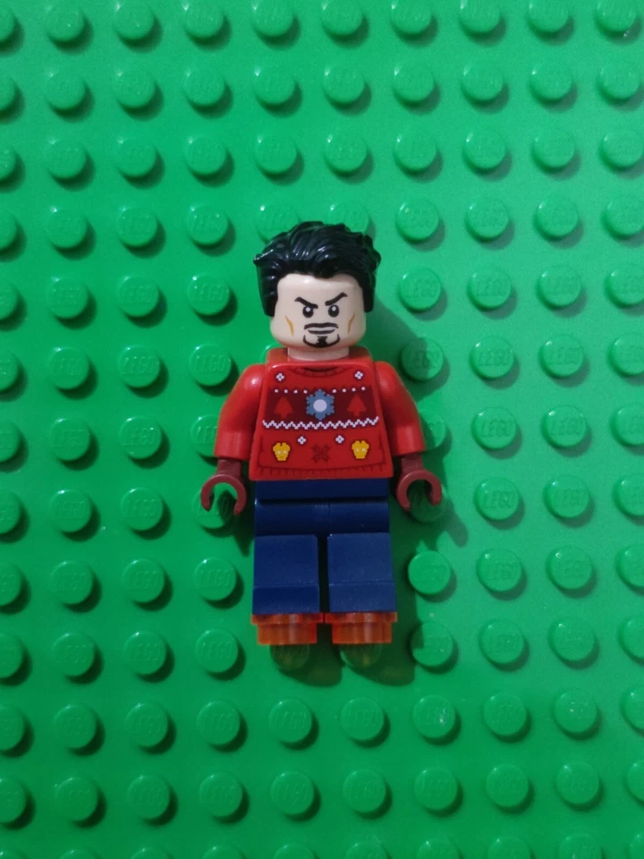 Iron Man Tony Stark Sweater LEGO Mini Figure 2021 Marvel Advent Calendar - Image 1 of 1