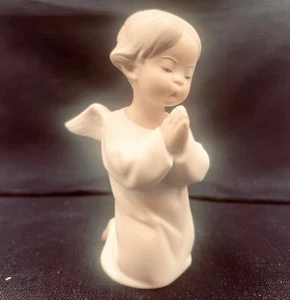 LLadro  4538 Praying Angel Boy Porcelain Figurine Made in Spain Retired - Picture 1 of 6