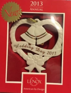 LENOX Anual 2013 DÍA DE LA BODA Campanas Adorno Primera Navidad Nuevo en Caja - Imagen 1 de 2