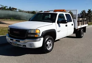 2004 GMC Sierra 3500 2004 GMC 3500 HD-CREW CAB-TURBO DEISEL-ULTILITY-EXTRA CLEAN - Picture 1 of 32