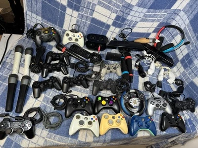Untested Controller Bundle PlayStation Xbox Nintendo Joblot **UNTESTED** - Image 1 of 4